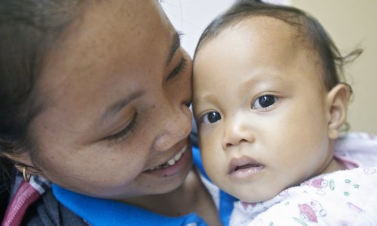 mother and child Lao, 