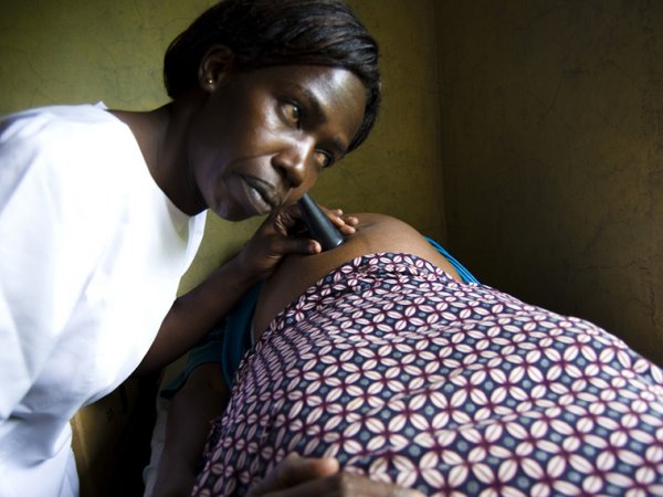 large2-malaria-in-pregnancy-allan_gichigi_kenyaun_development_programme.jpg