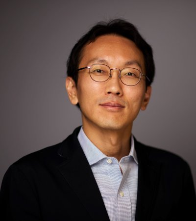 Dr Makoto Saito