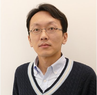 Dr Makoto Saito