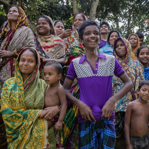 Residents of Kashadaha village in Bangladesh, Credit Dominic Chavez, World Bank