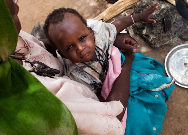 unamid-flikr-el-sereif-darfur-crisis-may-2013-albert-gonzalez-farran-cropped.jpg