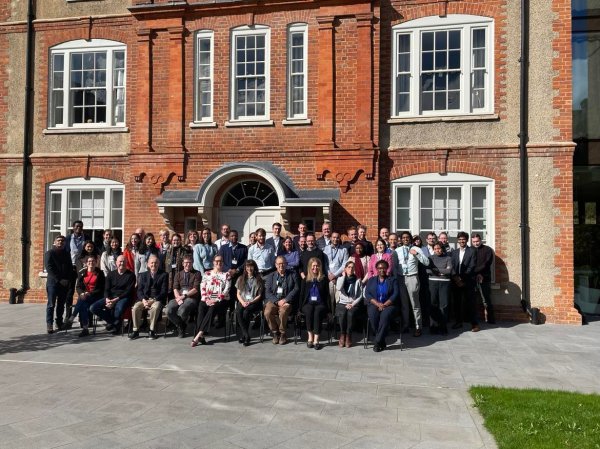 Participants at MQ informal meeting