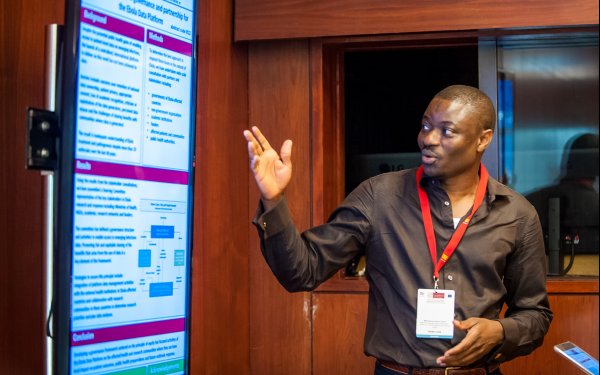 Dr Mahamoud Sama Cherif presenting his poster on creating an equitable governance framework for IDDO’s Ebola research theme, credit: EDCTP forum.